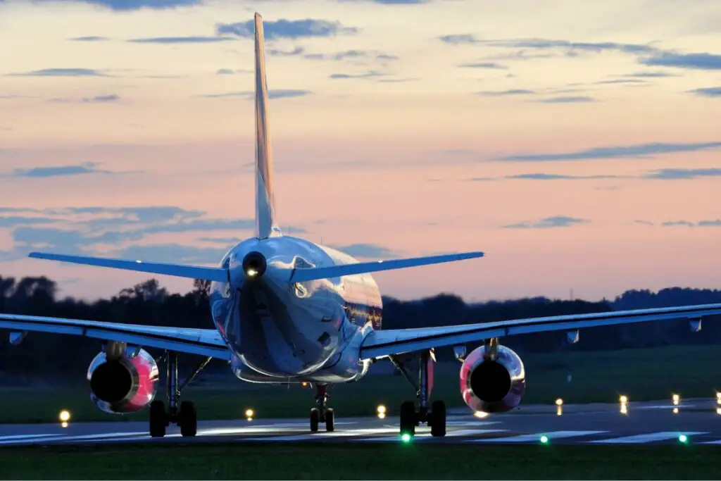 Can You Bring Nail Clippers On A Plane? Track Flight