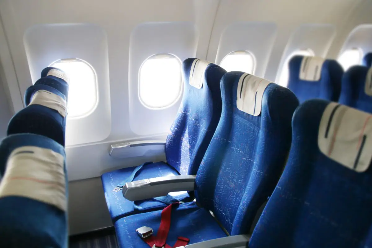 Different Types Of Seats On A Flight [Everything You Need To Know]